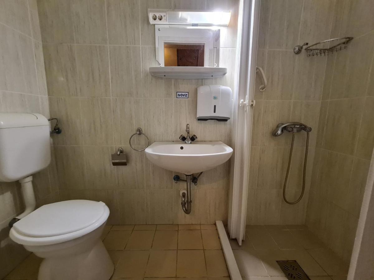 Romzsa Tódor Kollégium Szeged Exterior foto