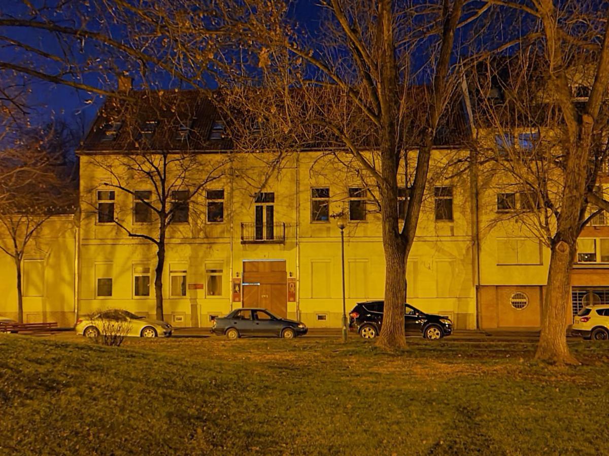 Romzsa Tódor Kollégium Szeged Exterior foto